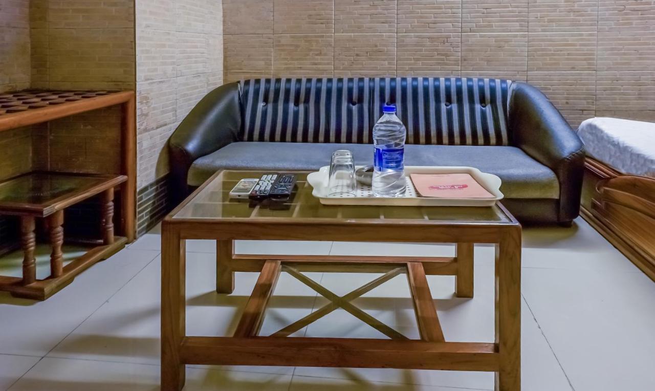 Treebo Trip Ganpati Hotell Bhopal Eksteriør bilde